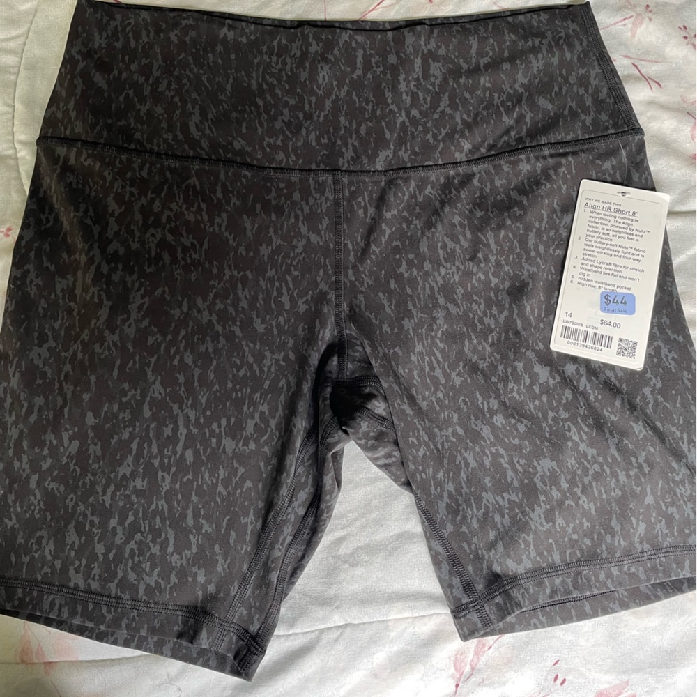 NWT Lululemon align 8” biker short